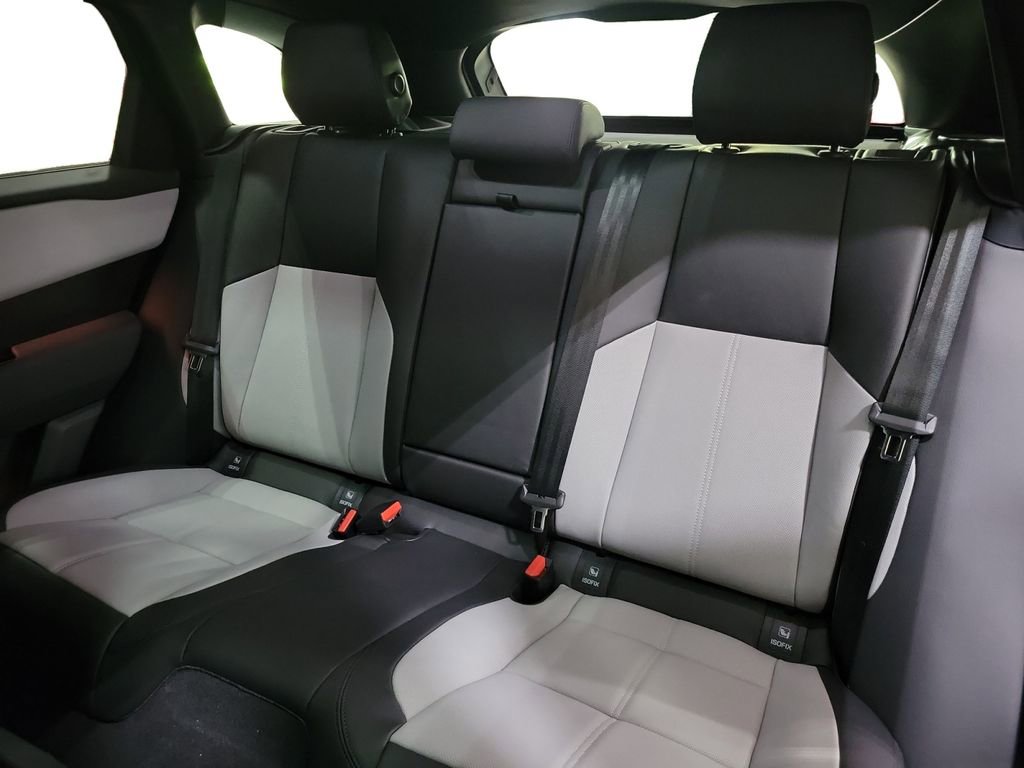 New 2026 Land Rover Range Rover Velar Dynamic SE image 22