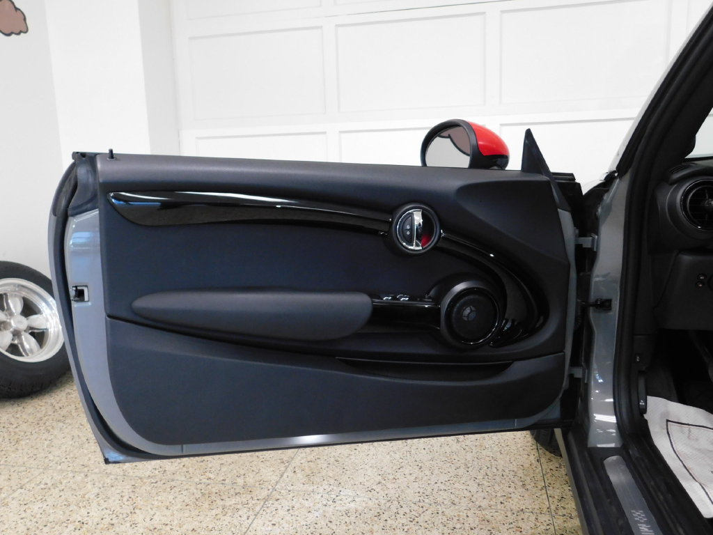 Used 2017 MINI Cooper S FWD image 35