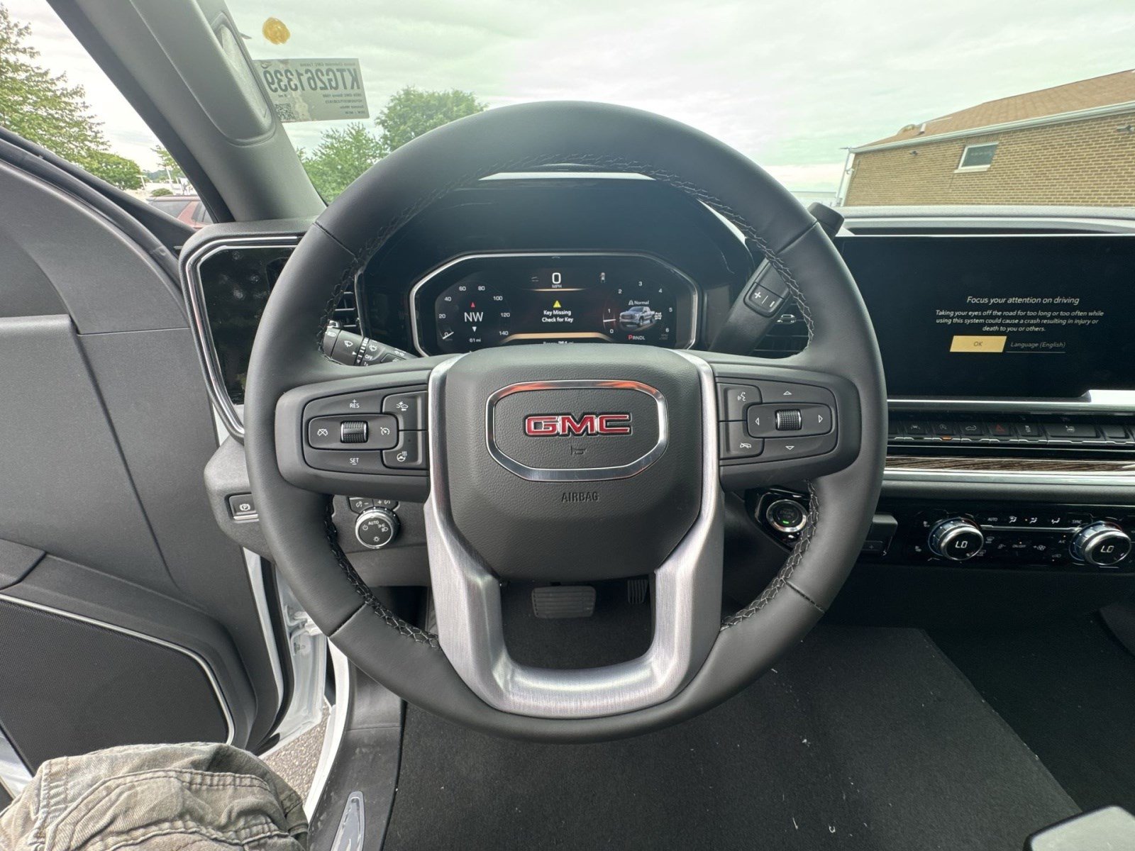 New 2026 GMC Sierra 1500 SLE w/ Preferred Package AWD/4WD image 16