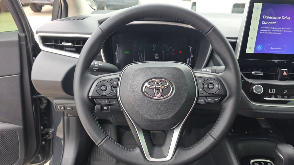 Used 2025 Toyota Corolla XLE FWD image 14