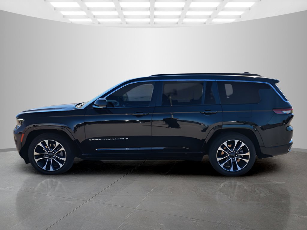 Used 2025 Jeep Grand Cherokee L Overland w/ Advanced Protech Group III AWD/4WD image 7