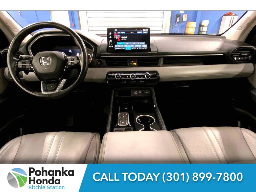 Used 2023 Honda Pilot Elite image 16