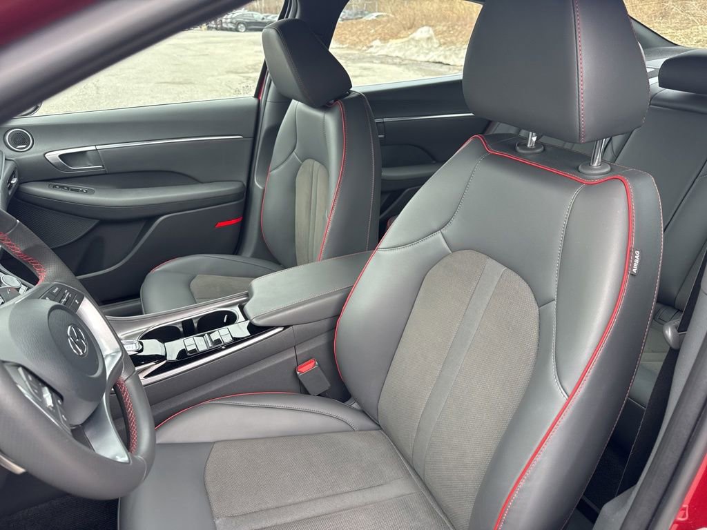 Used 2023 Hyundai Sonata SEL Plus w/ Preferred Accessory Package image 35