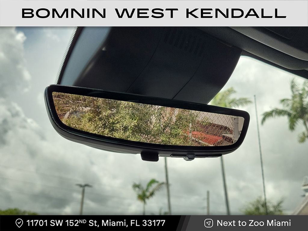 Used 2022 Chevrolet Silverado 1500 High Country w/ High Country Premium Package image 25