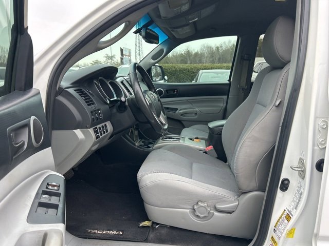 Used 2013 Toyota Tacoma 4x4 Double Cab w/ TRD Off-Road Pkg image 12