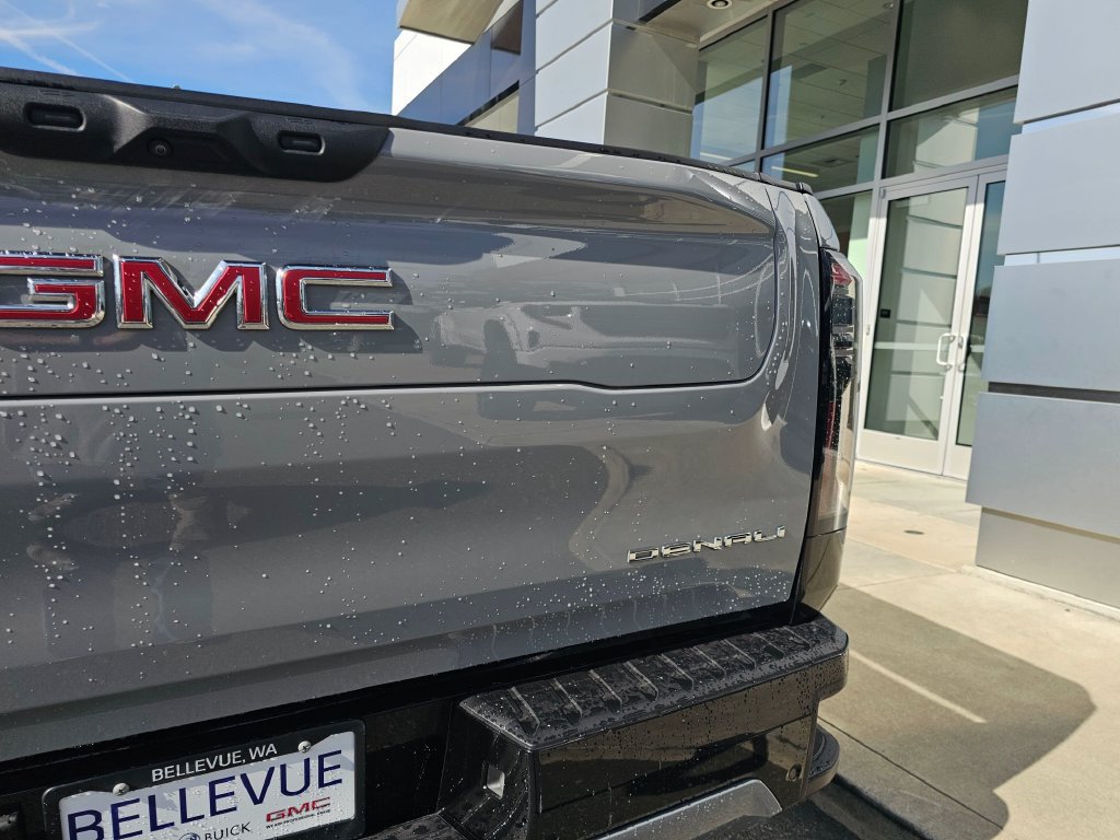 Used 2026 GMC Sierra EV Denali AWD/4WD image 16