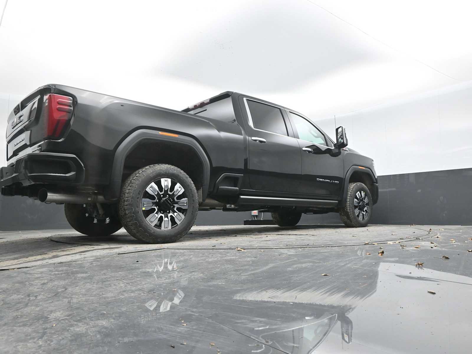 Used 2026 GMC Sierra 2500 Denali w/ Denali Reserve Package AWD/4WD image 49