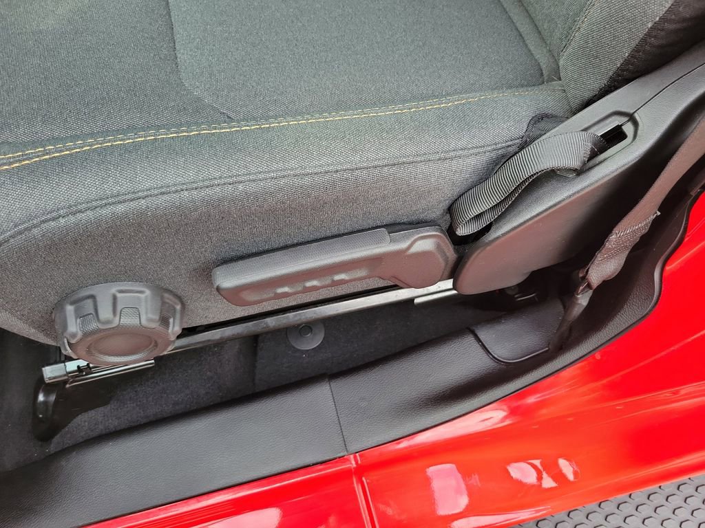 Used 2025 Jeep Wrangler Unlimited Sahara image 22