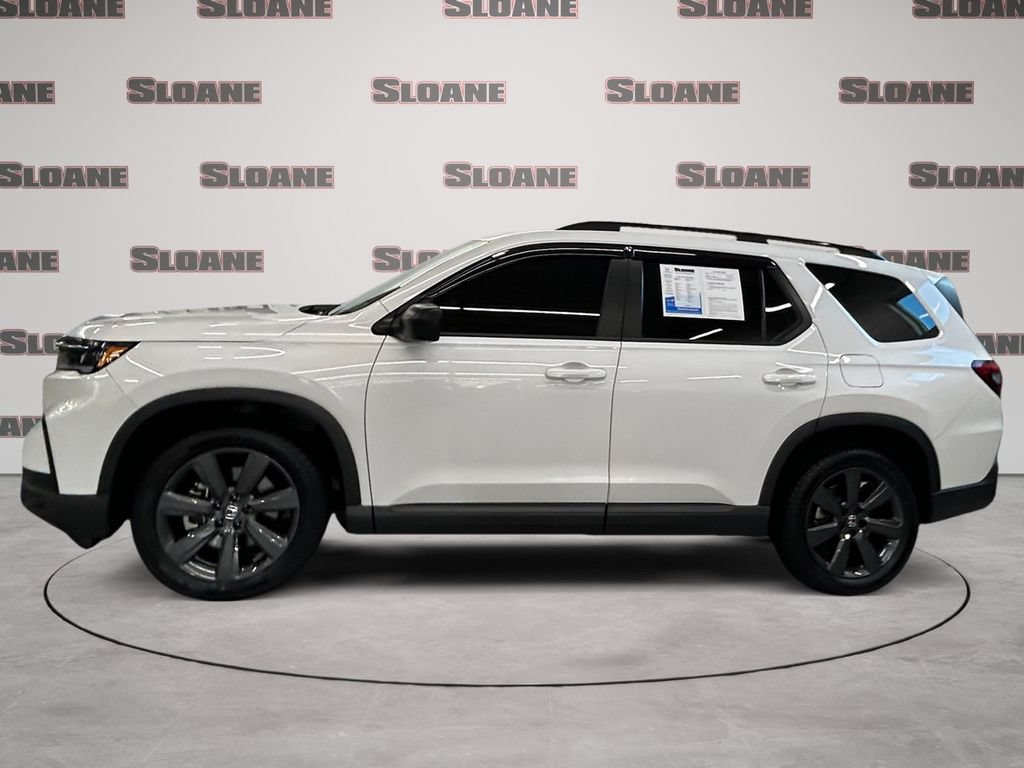 Certified 2023 Honda Pilot Sport image 2