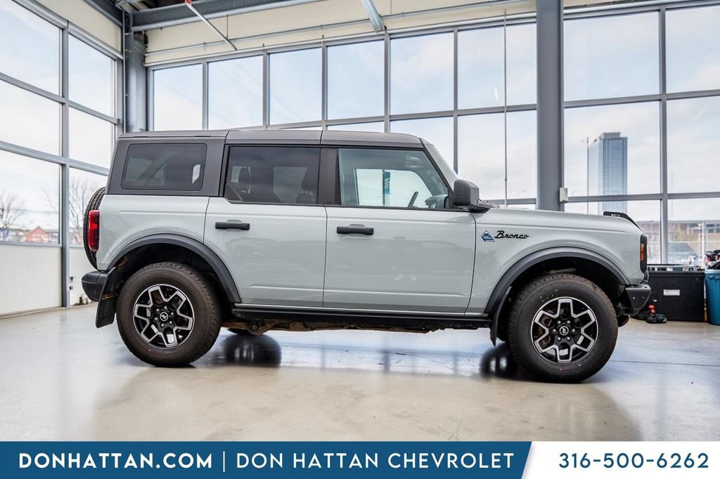 Used 2022 Ford Bronco Black Diamond AWD/4WD image 35
