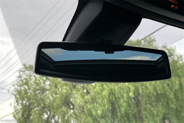 Used 2022 Chevrolet Tahoe Z71 w/ Z71 Off-Road Package image 26