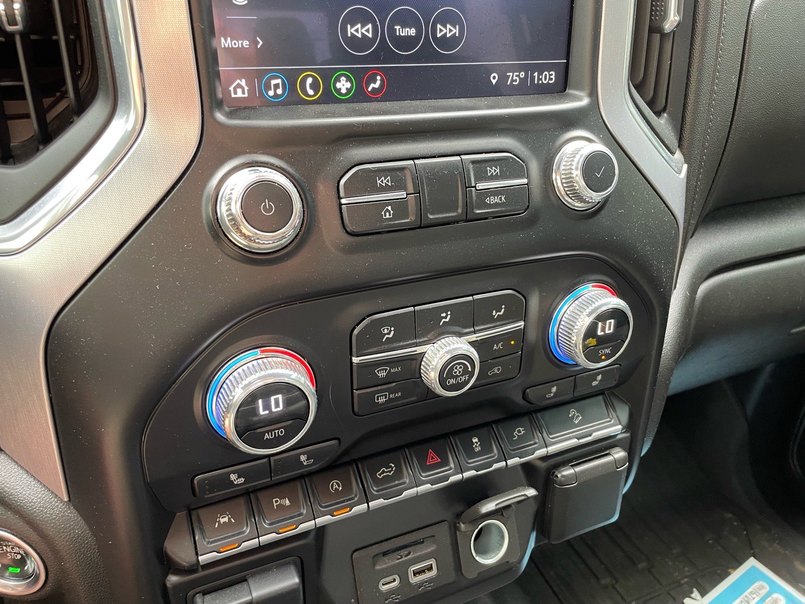 Used 2022 GMC Sierra 1500 SLT w/ Driver Alert Package II image 11