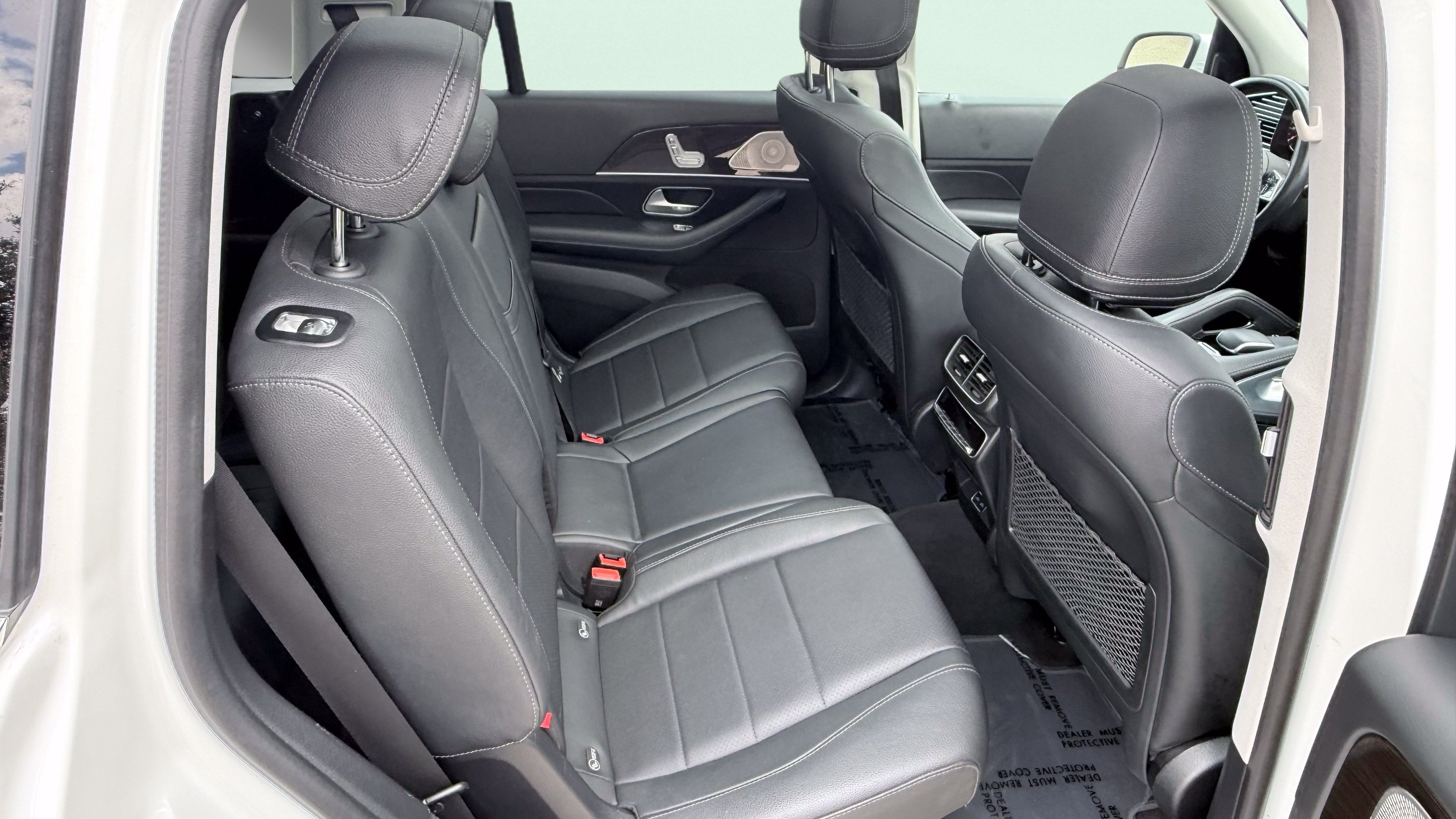 Used 2024 Mercedes-Benz GLS 450 4MATIC image 53