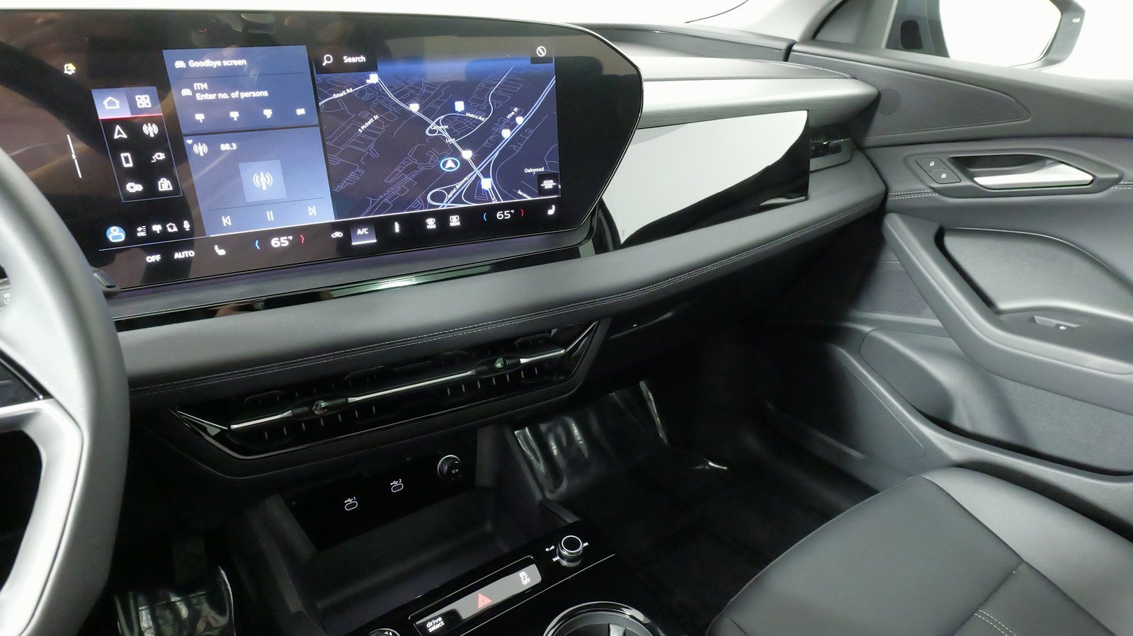 Used 2025 Audi Q6 e-tron Premium image 52