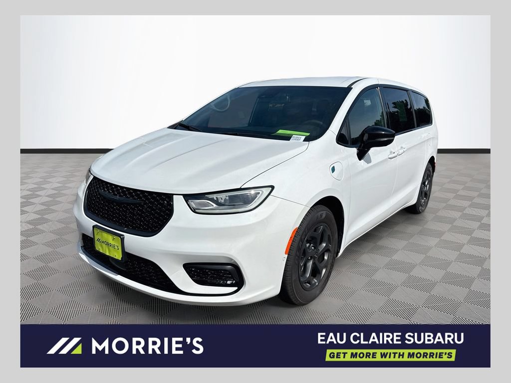 Used 2024 Chrysler Pacifica Limited