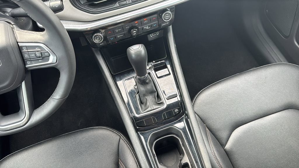 Used 2024 Jeep Compass Limited AWD/4WD image 25