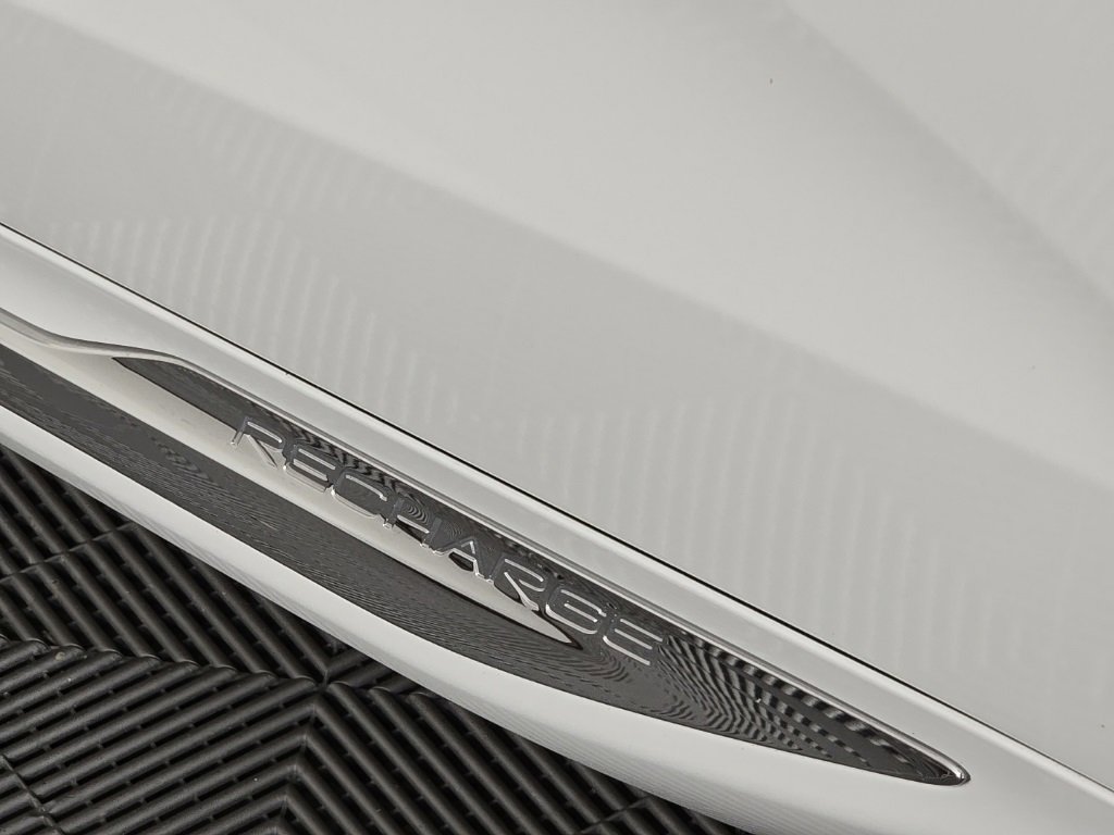 Used 2021 Volvo XC60 T8 Inscription Expression image 17