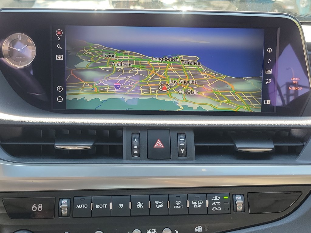 Used 2020 Lexus ES 300h w/ Accessory Package 2 FWD image 4