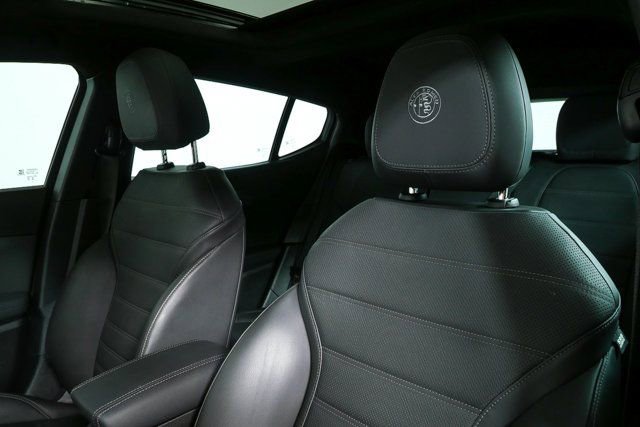 Used 2024 Alfa Romeo Tonale Ti image 3