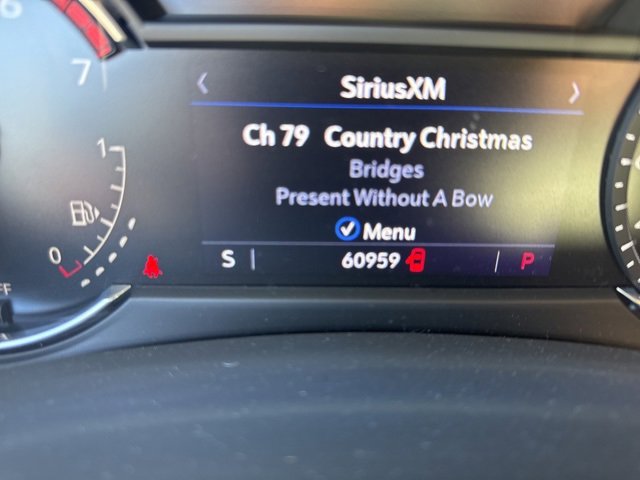 Used 2021 Cadillac XT4 Luxury image 4