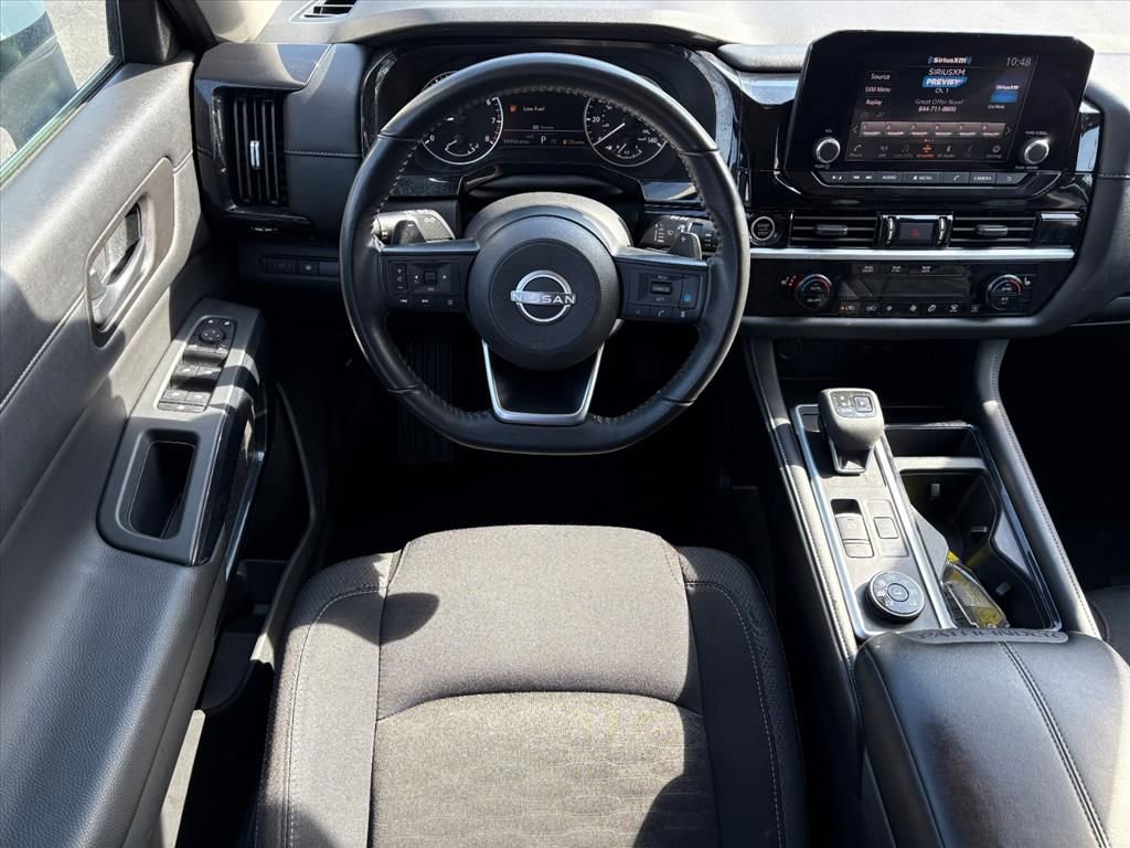 Used 2024 Nissan Pathfinder SV image 21