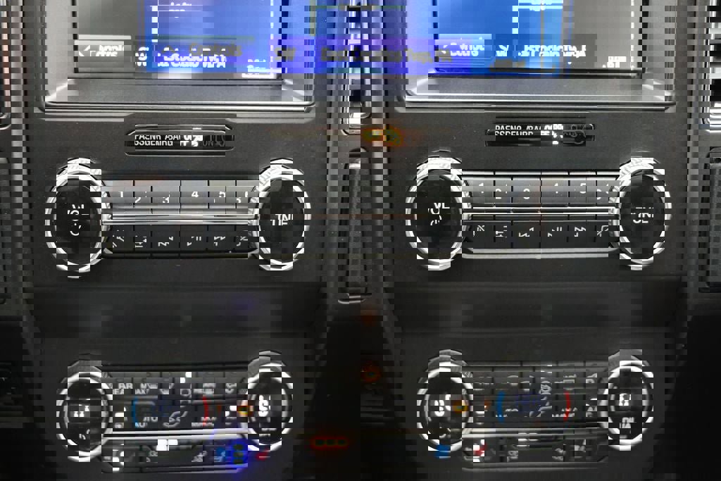 Used 2021 Ford Expedition Max Limited AWD/4WD image 24