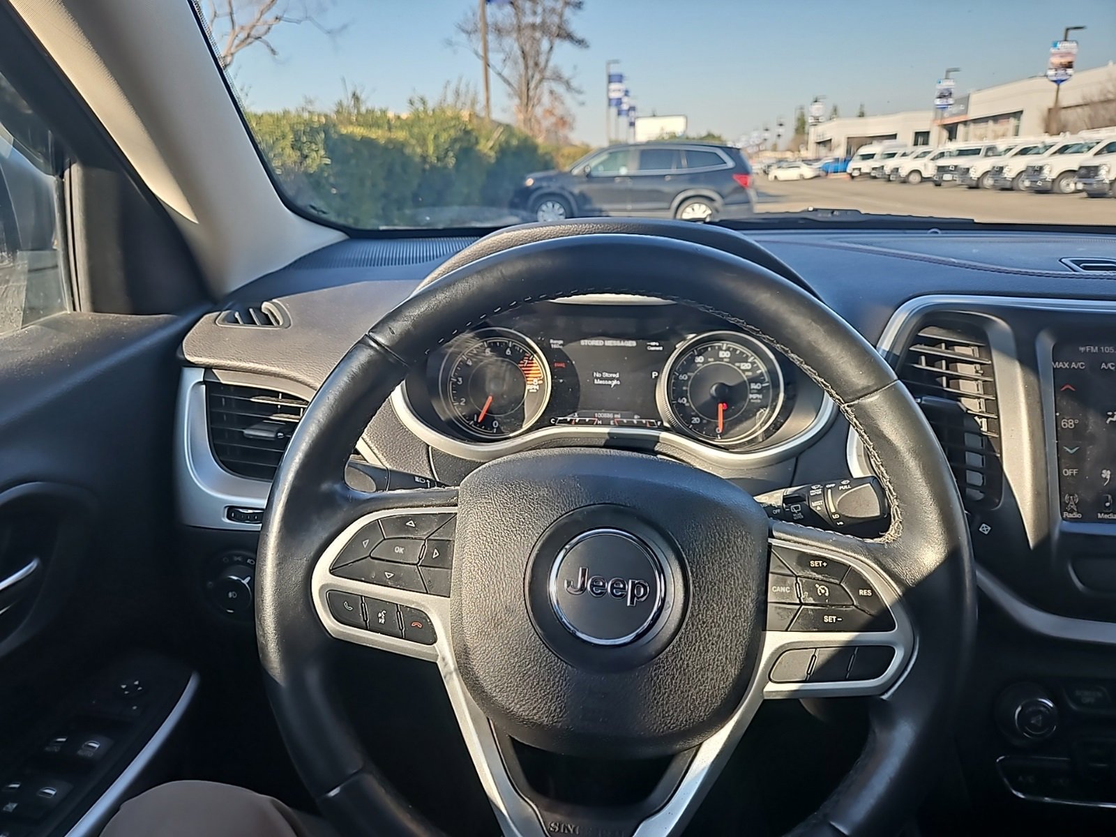 Used 2018 Jeep Cherokee Trailhawk w/ Comfort/Convenience Group image 20