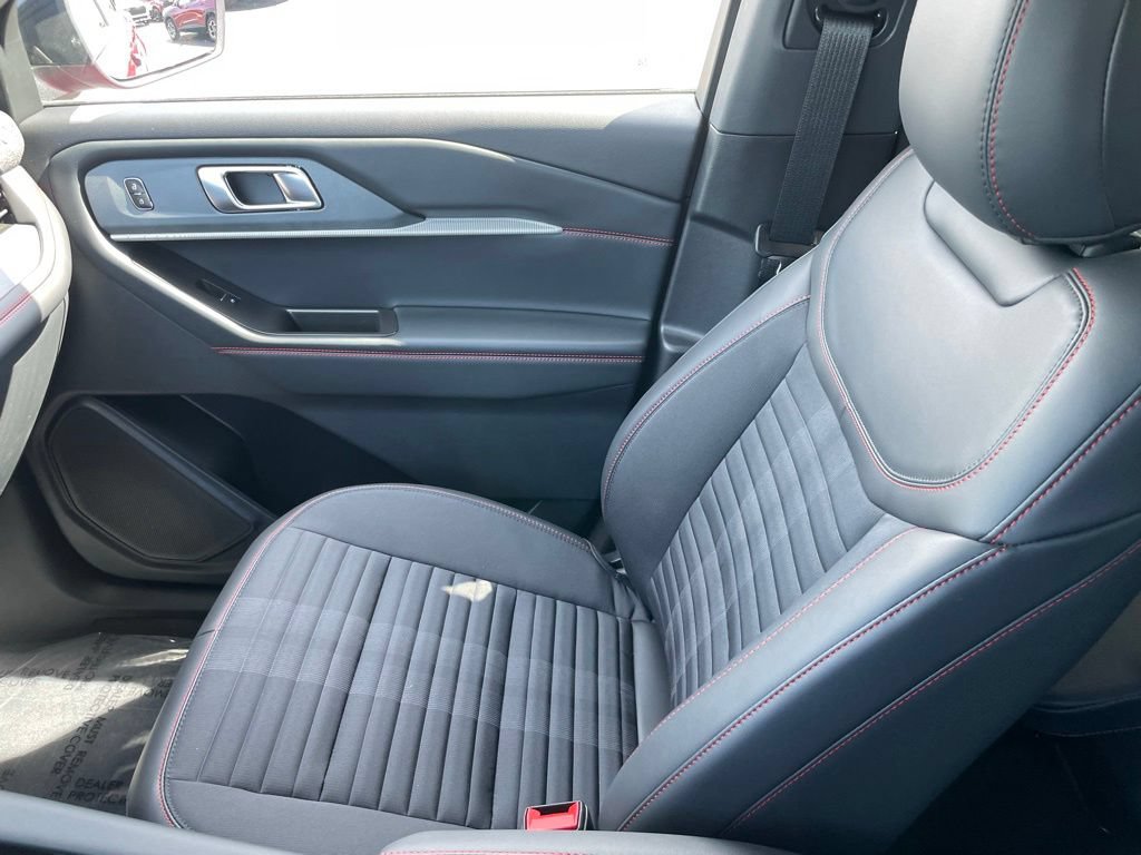 New 2026 Ford Explorer ST-Line AWD/4WD image 24