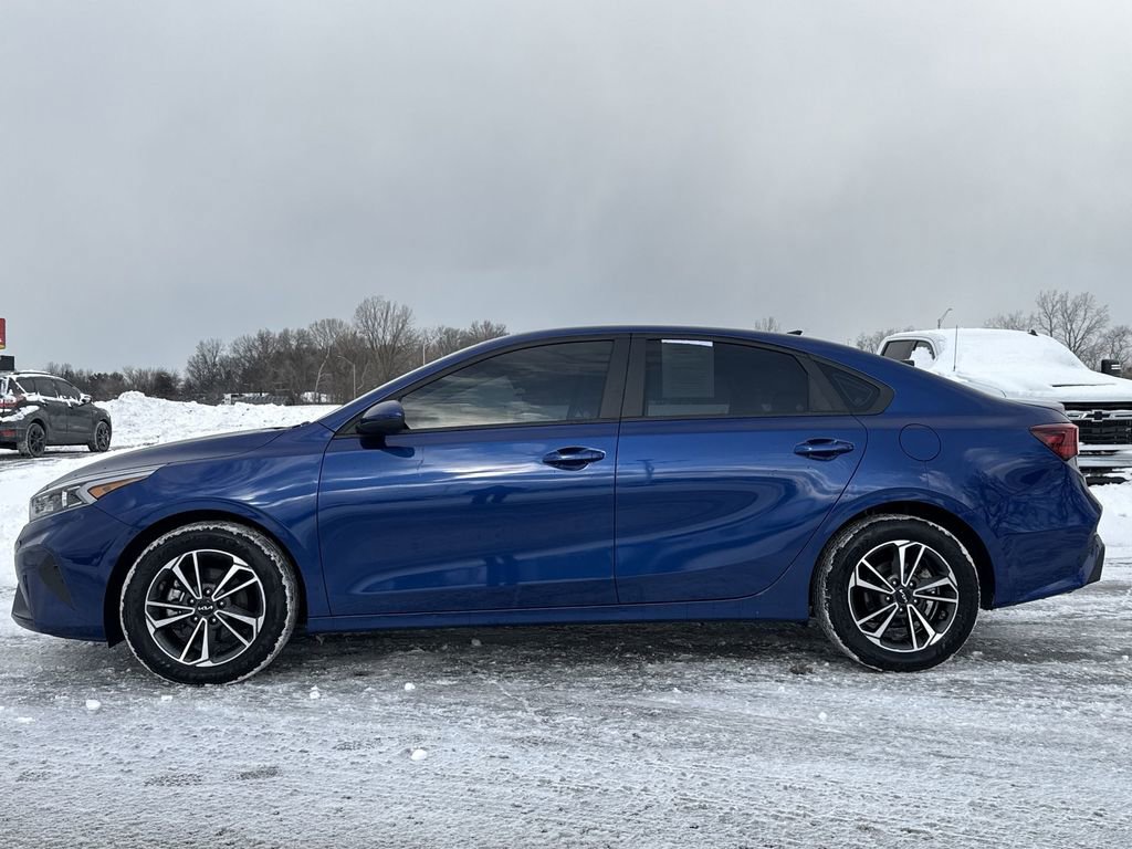 Used 2022 Kia Forte LXS image 5
