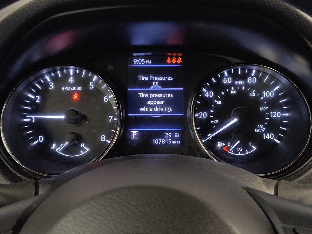 Used 2020 Nissan Rogue Sport SV FWD image 23