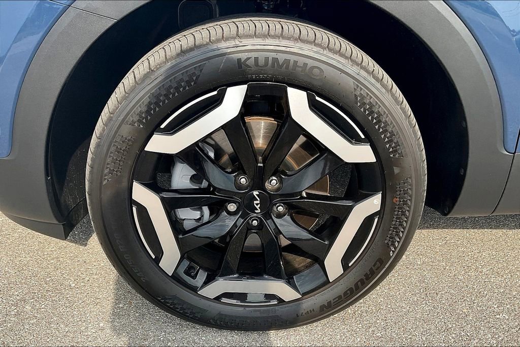 New 2025 Kia Telluride S image 22