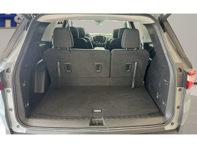 Used 2021 Chevrolet Traverse LT image 17