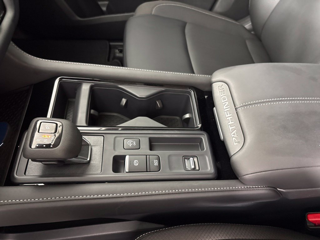 New 2026 Nissan Pathfinder SL FWD image 41