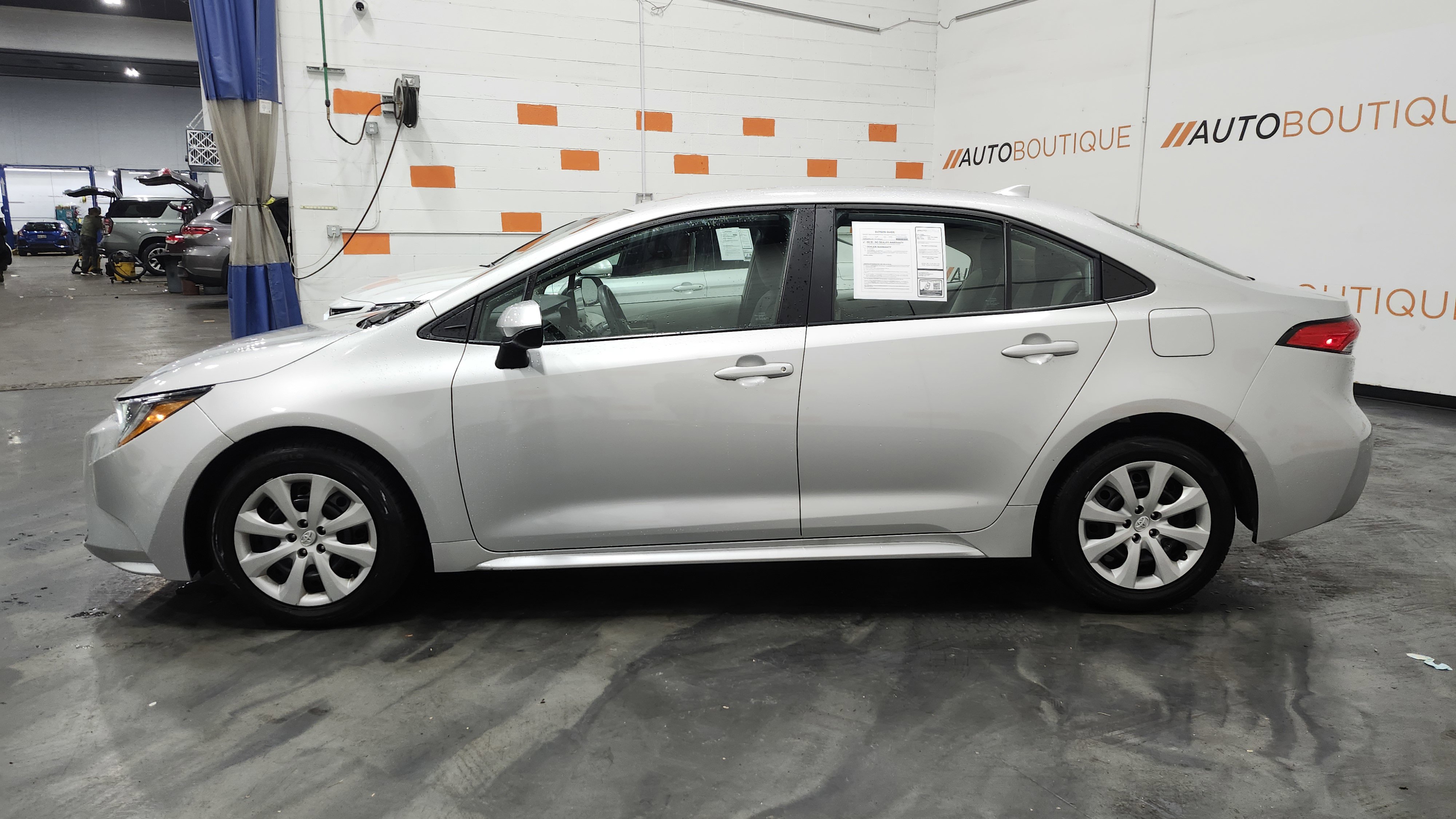 Used 2023 Toyota Corolla LE image 12