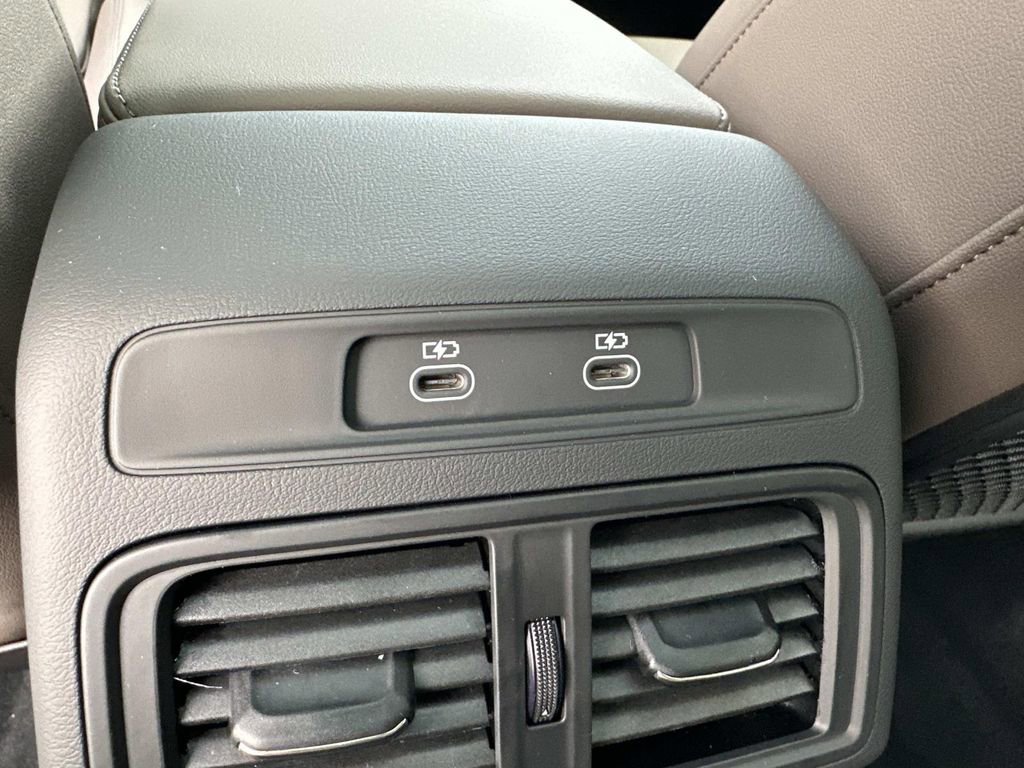 New 2025 Audi Q5 2.0T Premium Plus image 31