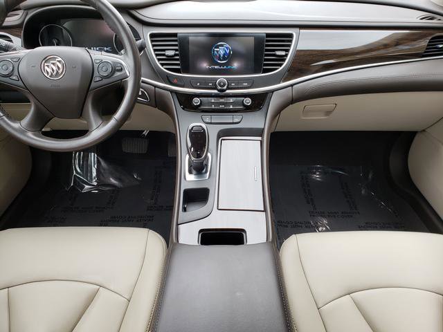 Used 2017 Buick LaCrosse Preferred image 14