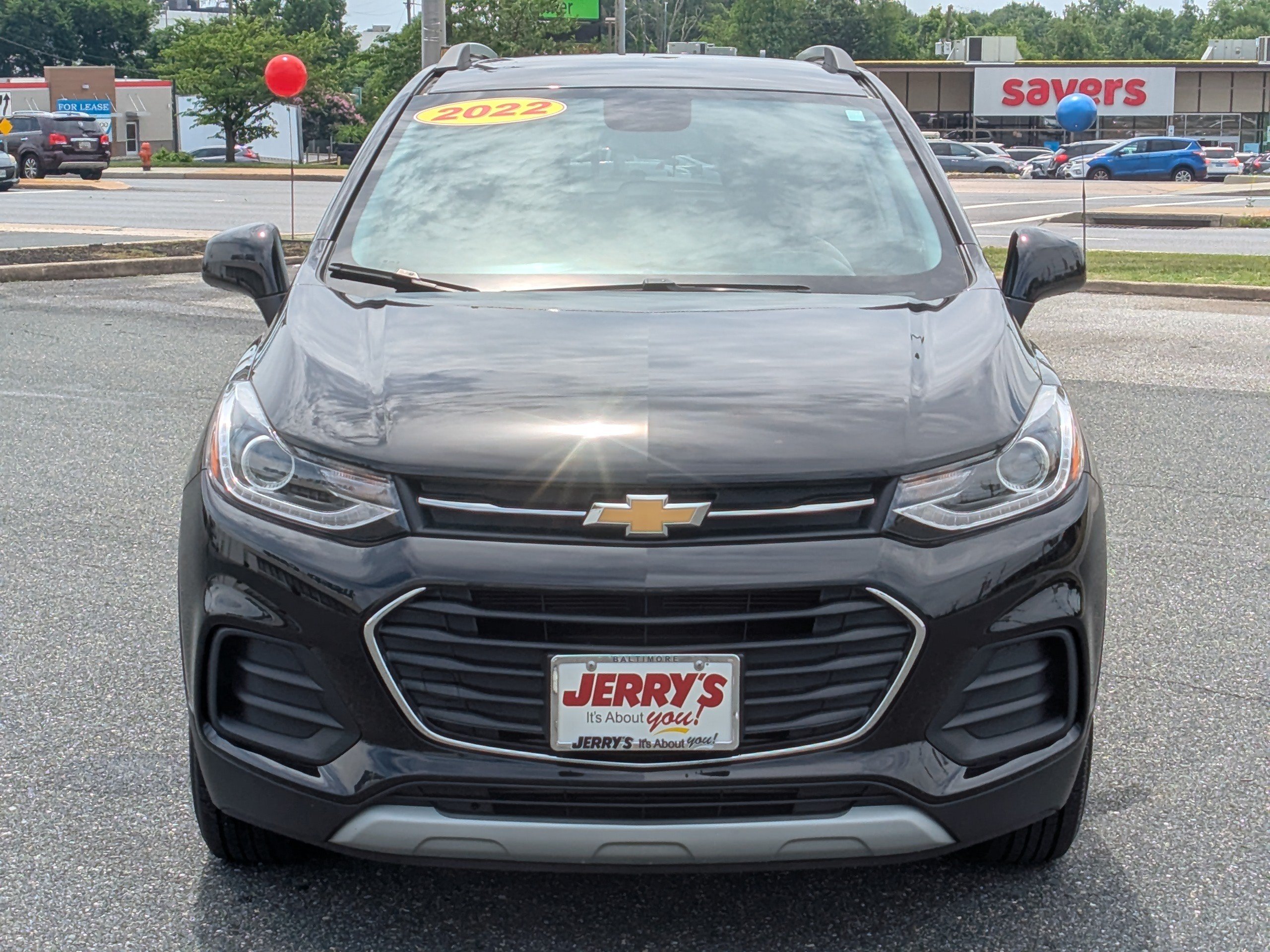 Used 2022 Chevrolet Trax LT w/ LT Convenience Package AWD/4WD image 2