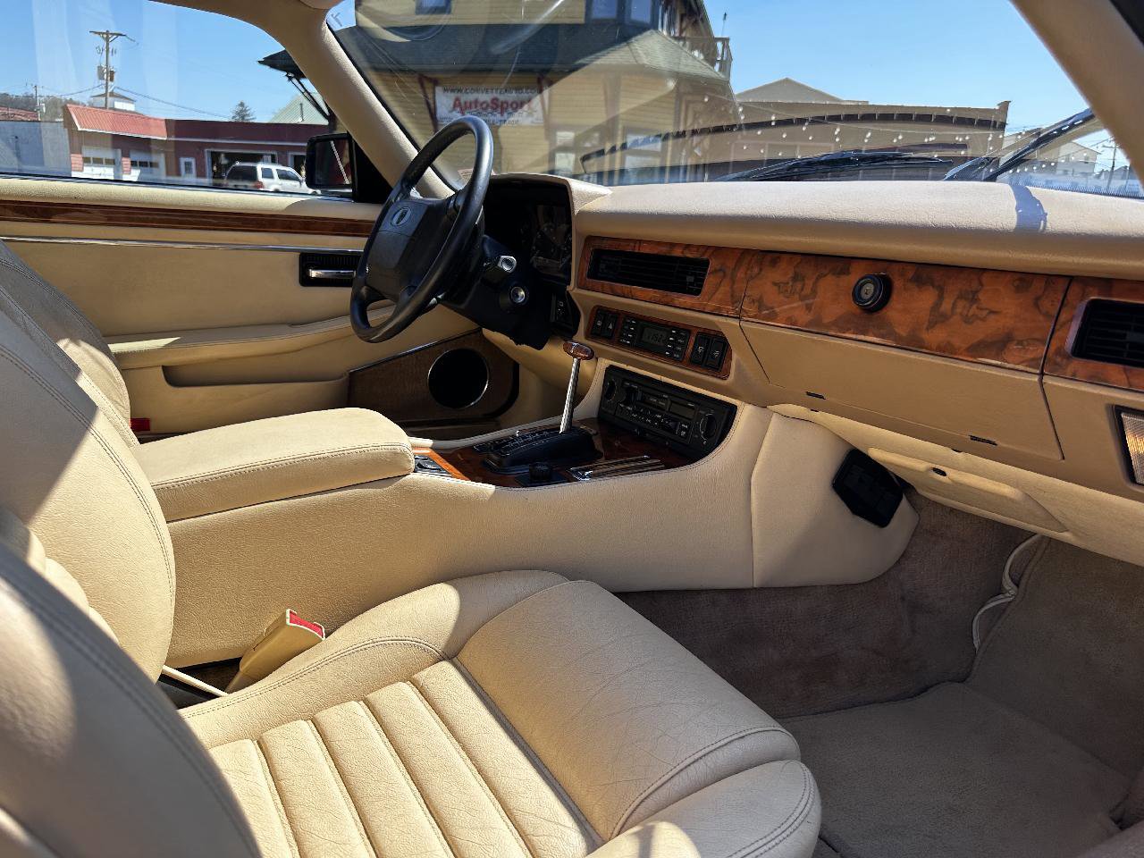 Used 1992 Jaguar XJS V12 Coupe RWD image 26