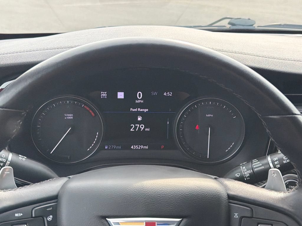 Certified 2023 Cadillac XT6 Sport w/ Technology Package AWD/4WD image 6