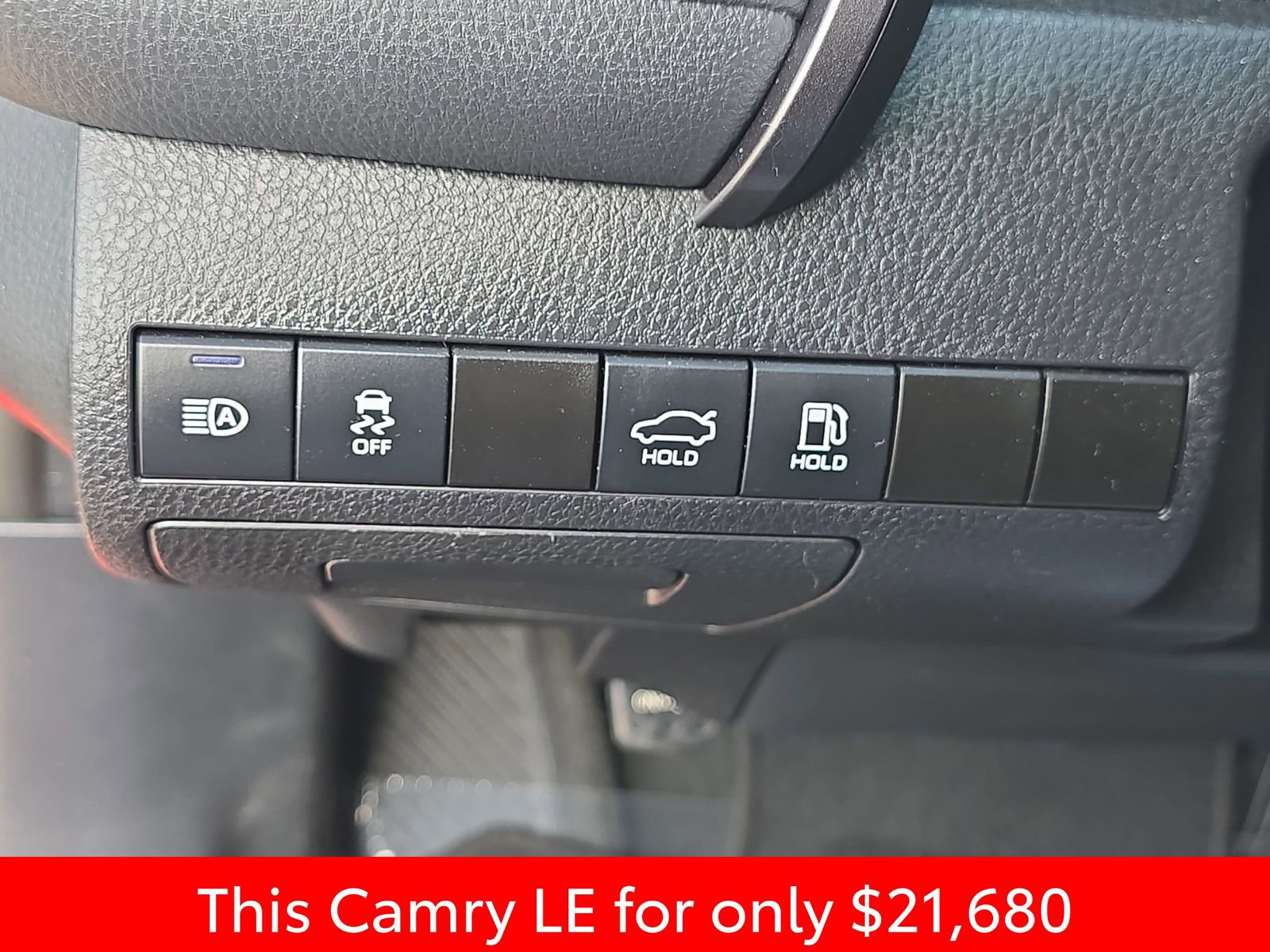 Used 2023 Toyota Camry LE image 32