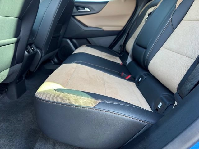 Used 2025 Chevrolet Equinox ACTIV w/ Safety and Technology Package AWD/4WD image 7