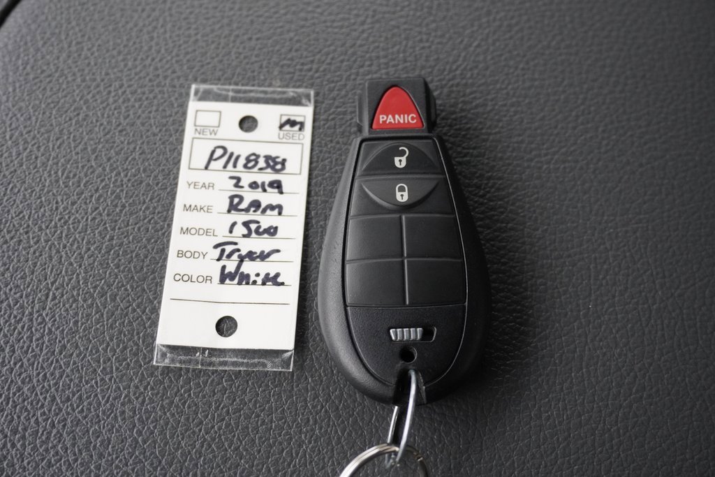 Used 2019 RAM 1500 Tradesman w/ Chrome Appearance Group image 30