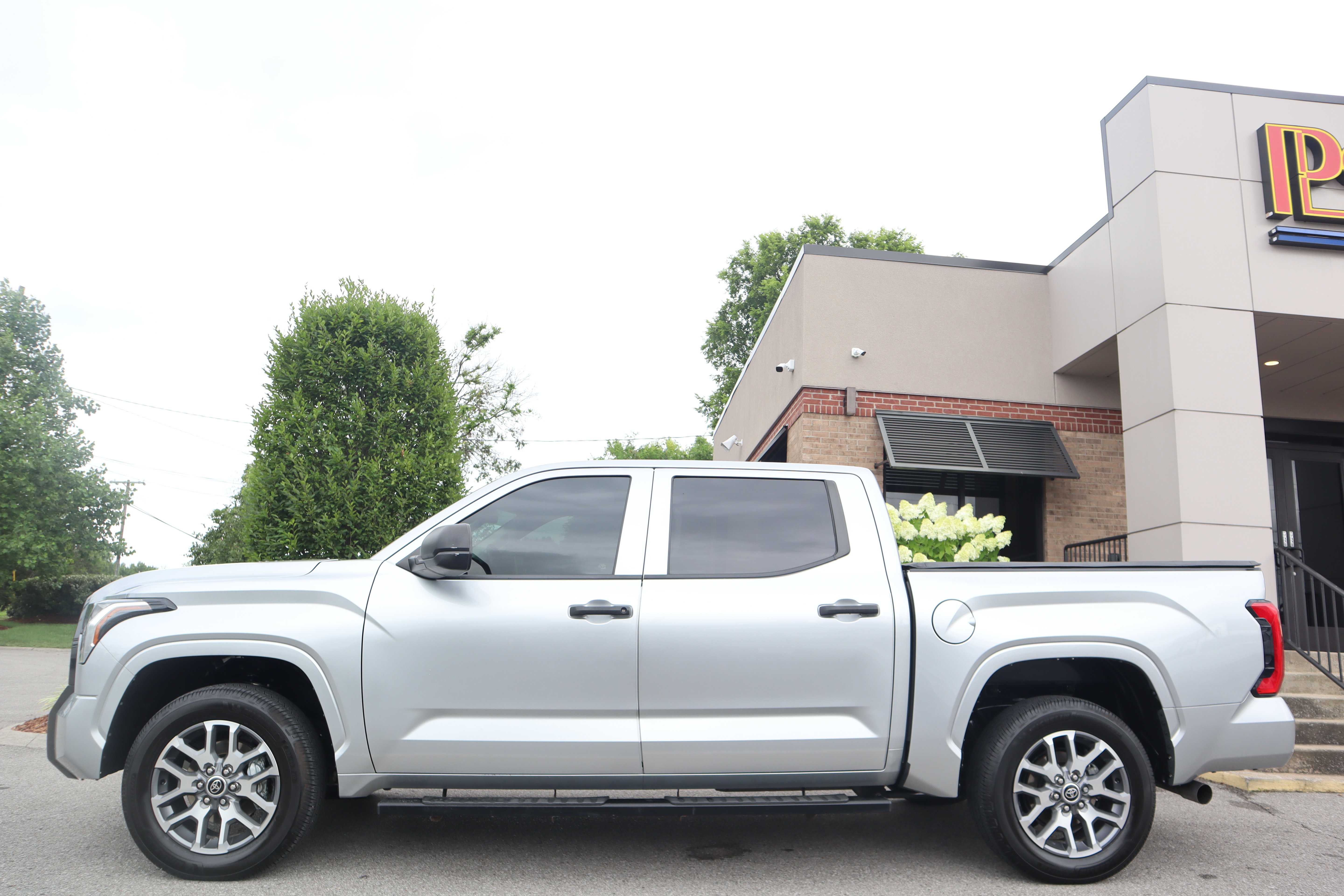 Used 2023 Toyota Tundra SR AWD/4WD image 11