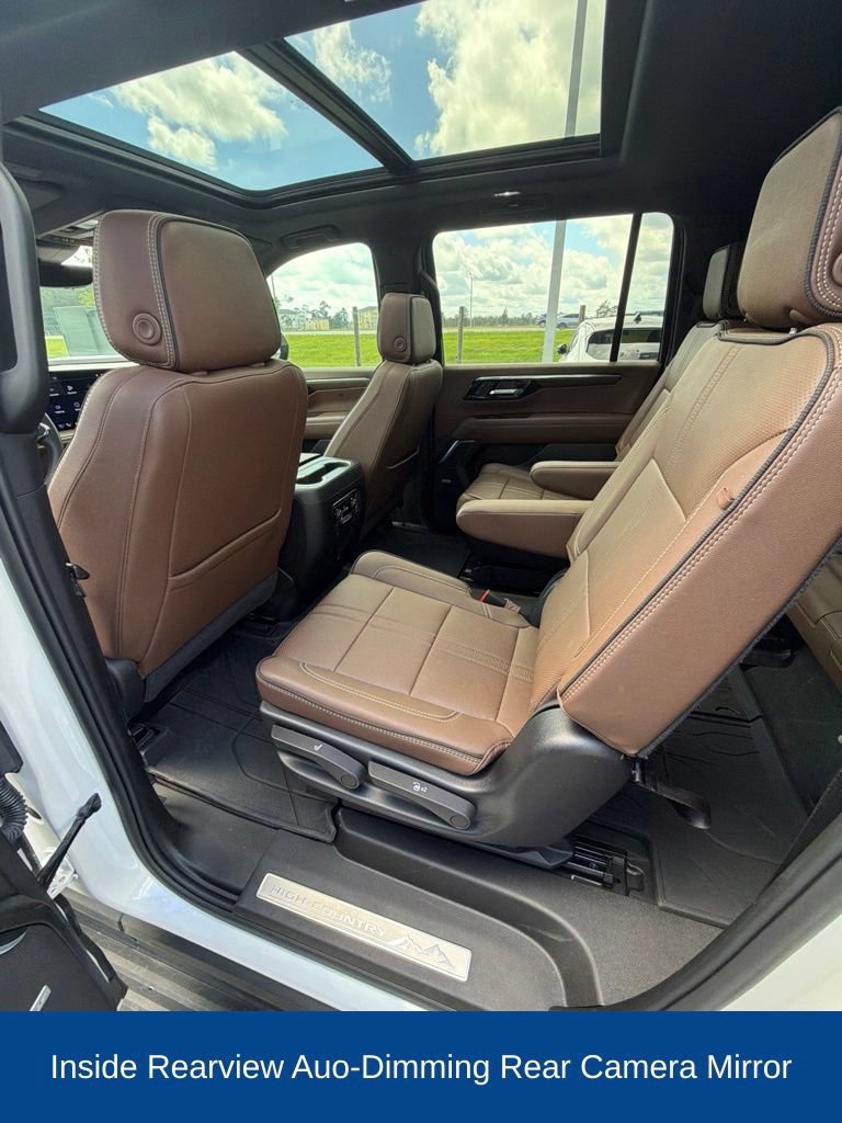 Used 2025 Chevrolet Suburban High Country RWD image 11