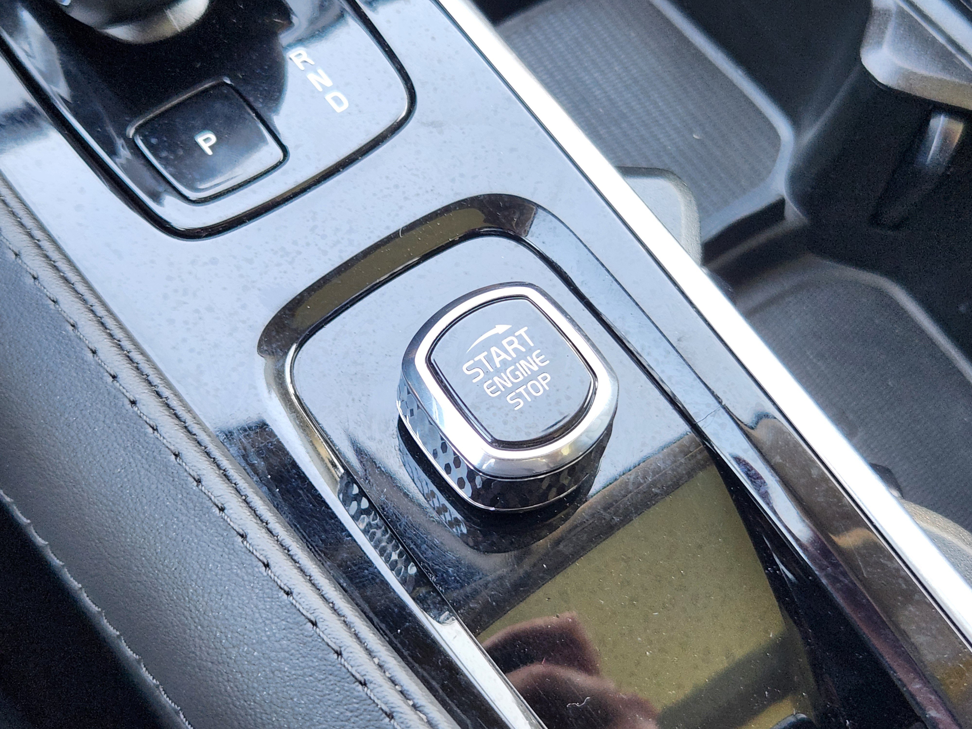 Used 2024 Volvo XC90 B5 Plus image 29