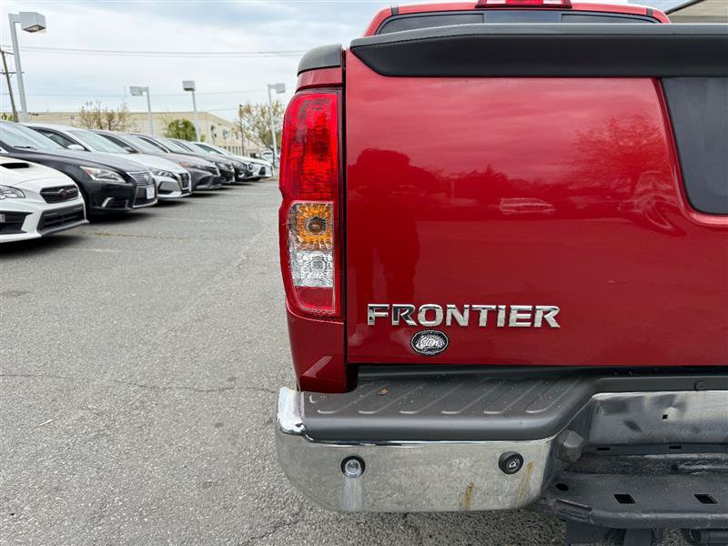Used 2014 Nissan Frontier SV w/ SV Value Truck Package AWD/4WD image 22