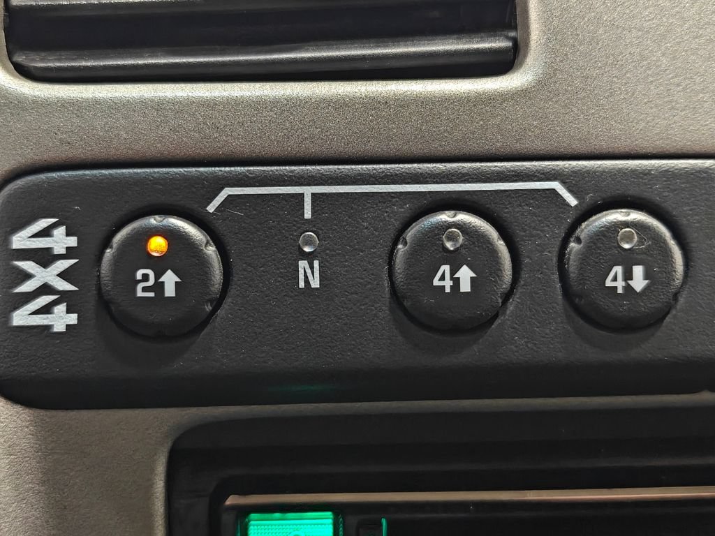 Used 2012 Chevrolet Colorado LT AWD/4WD image 42