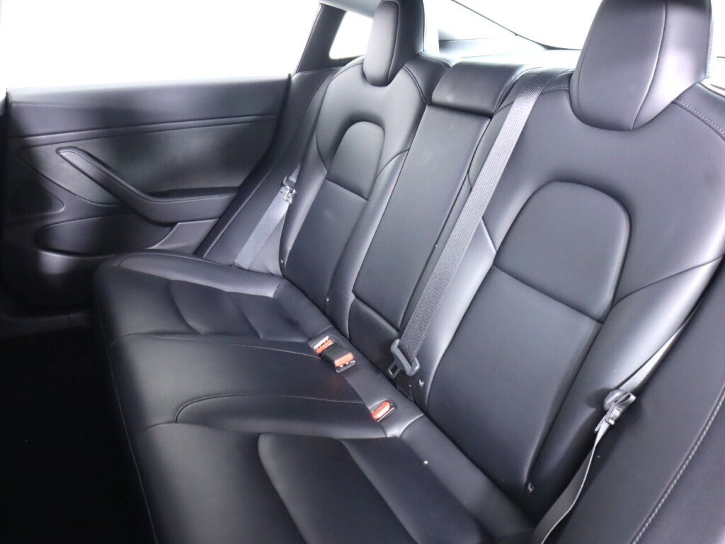 Used 2018 Tesla Model 3 Long Range AWD/4WD image 32