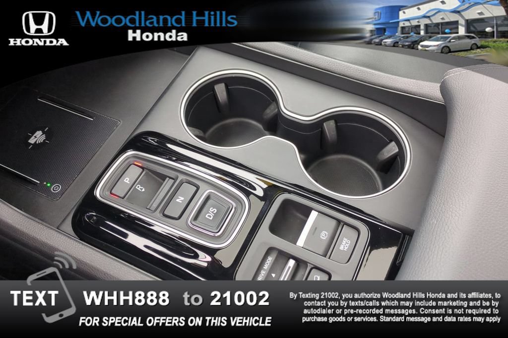 Certified 2025 Honda Pilot Touring image 17