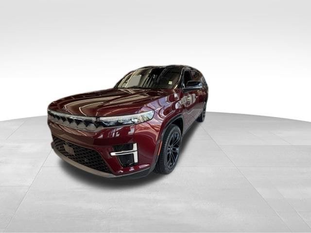 New 2026 Jeep Grand Wagoneer Summit AWD/4WD image 2